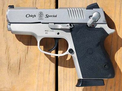 Semiautomatic handgun